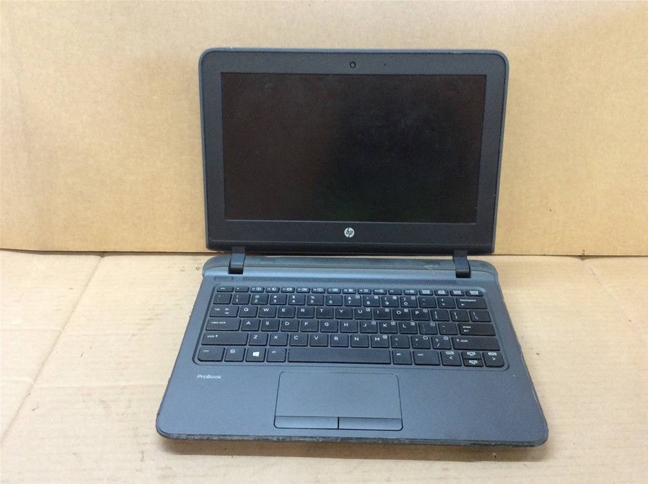 HP ProBook 11 G1 Laptop i3-5005U 4GBRAM 128GB Black