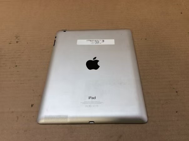 Apple iPad 4 (A1458) Tablet 16GB