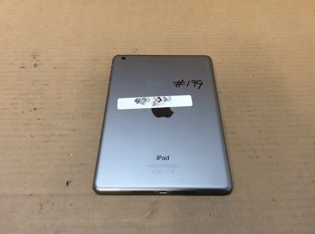 Apple iPad Air 1 (A1474) Tablet 16GB