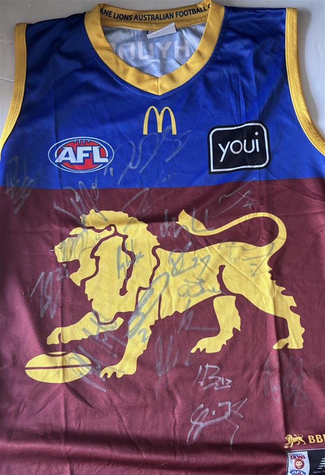 BRISBANE LIONS 2026 SQUAD SIGNED GUERNSEY