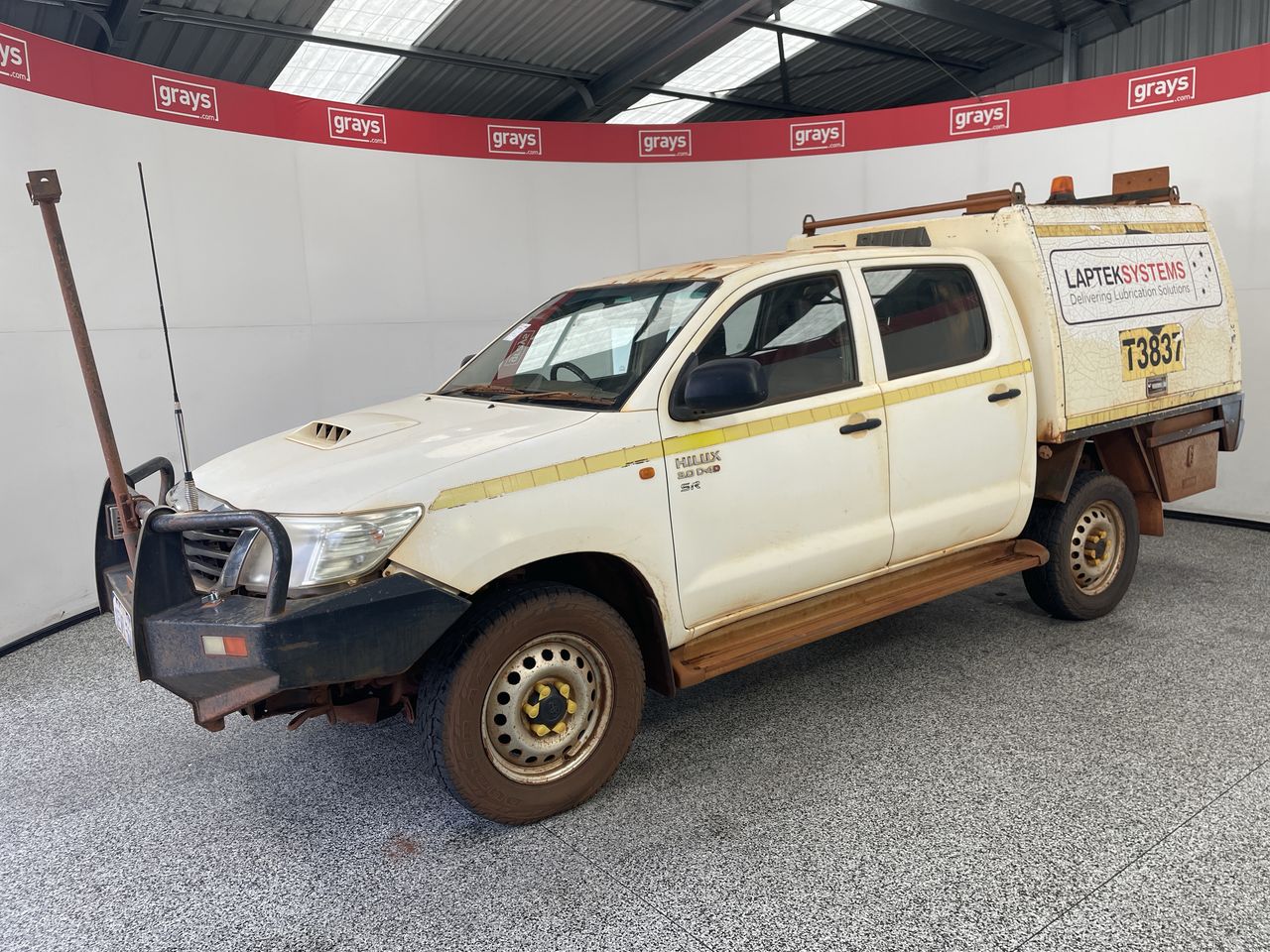 2015 Toyota Hilux SR (4x4) KUN26R