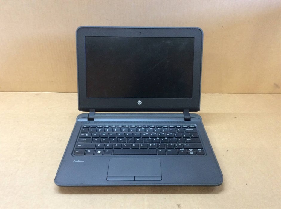 HP ProBook 11 G1 Laptop i3-5005U 4GBRAM 128GB Black