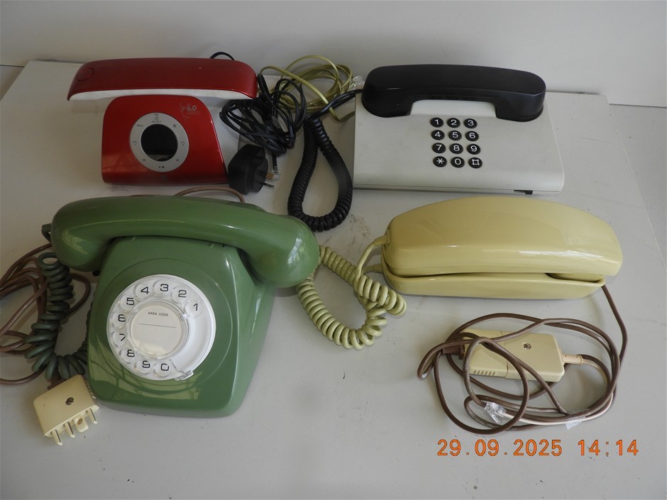 Modern Phones x4
