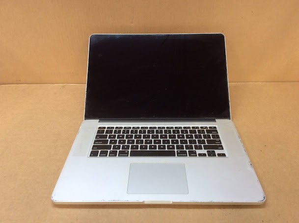 APPLE MACBOOK PRO A1398 EMC 2512 Laptop I7-3720QM 8GBRAM/512GBSSD