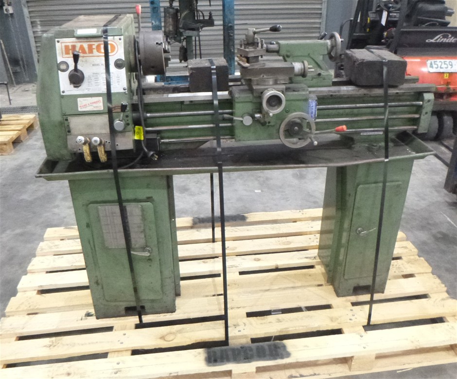 Hafco AL900A Gap Bed Lathe