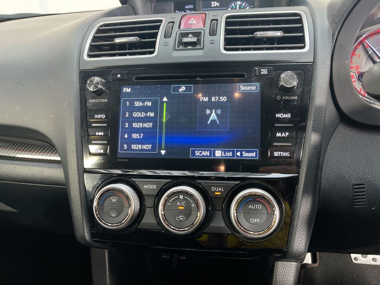 Vehicle photo