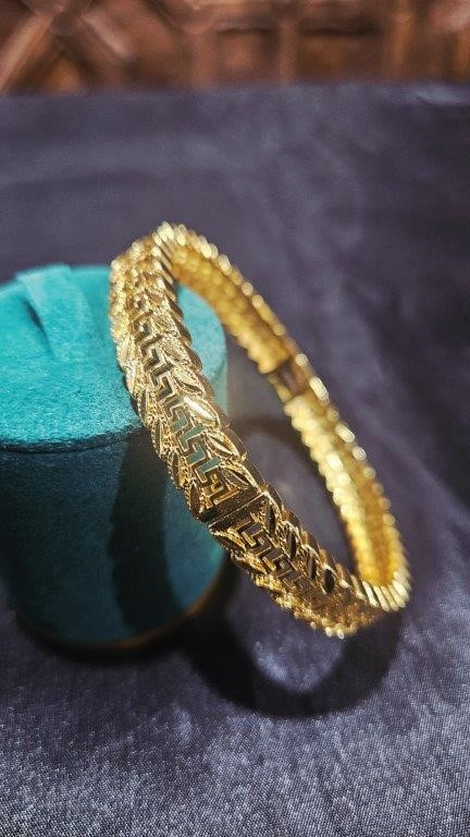 22K/ITALY Yellow Gold Filled bangle -(stamped 22K/ITALY)-Bonus Gift