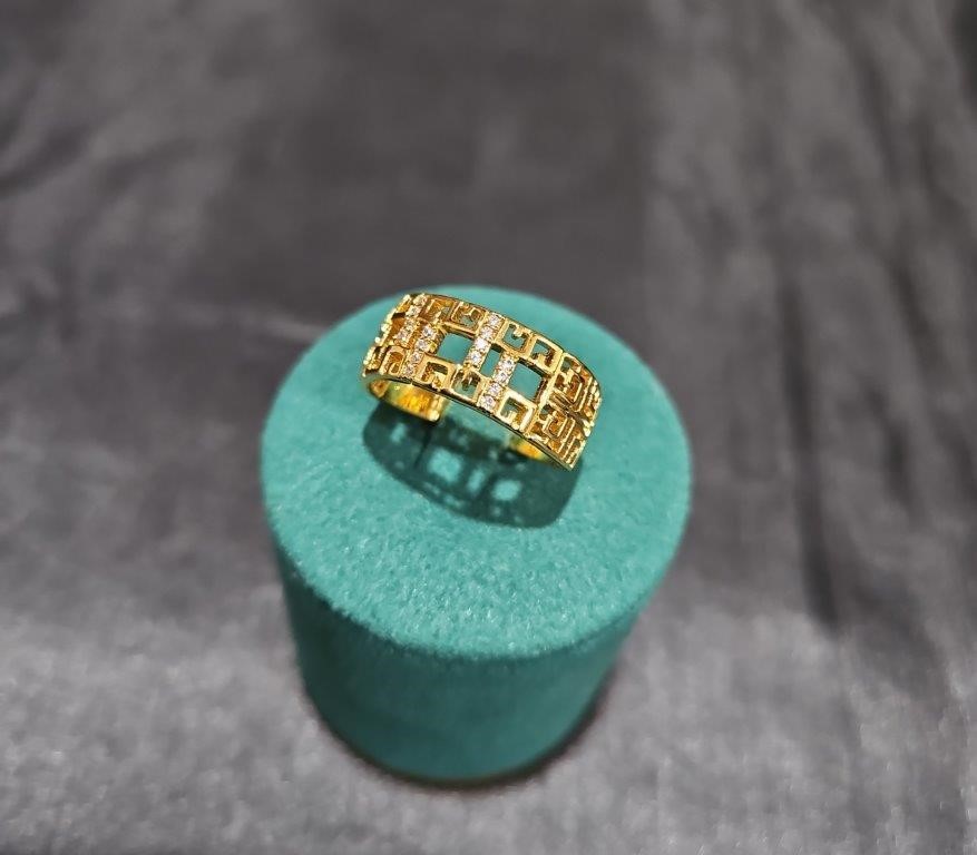 22K/Italy Yellow Gold Filled Ring(stamped 22K/Italy)Warranty Quality