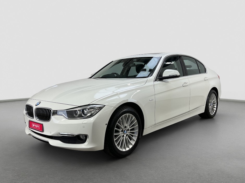 2015 BMW 3 Series 316i Petrol