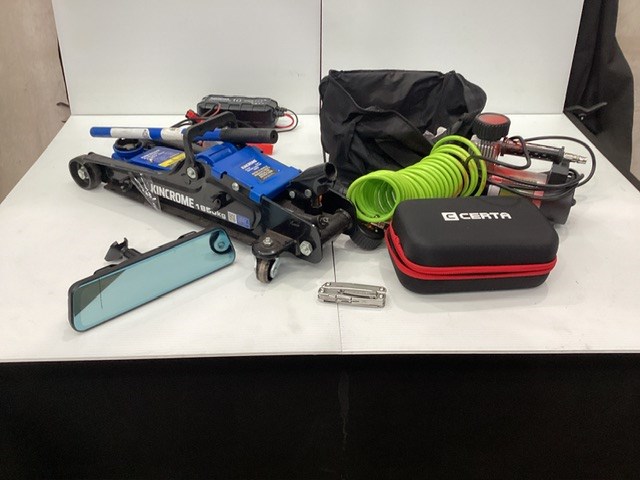 <p>Assorted Automotive Accessories </p>