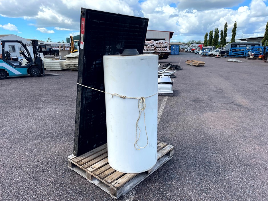 <p>Solar Hot Water System</p>