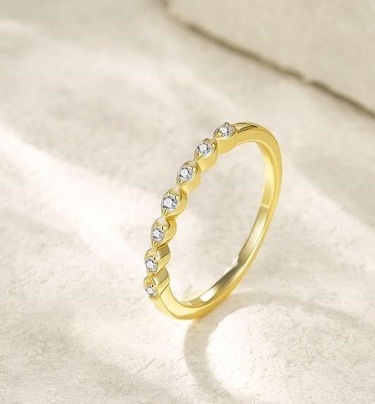 GRA  Moissanite white Brilliant Cut 925 Sterling Silver Gold Vermeil Ring