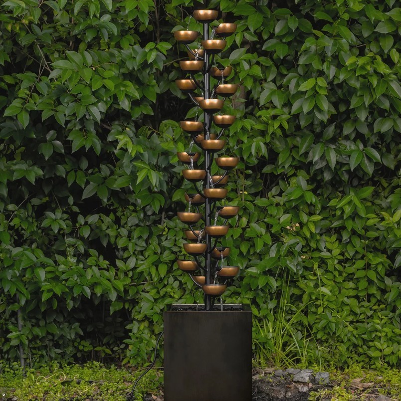 BOND Bloomington Cascading Cup Fountain. NB: Pump for water not working. <b