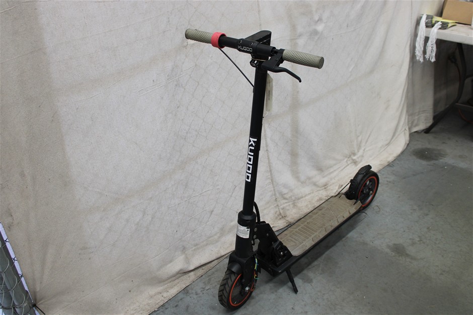 Kugoo Black/Grey E-Scooter