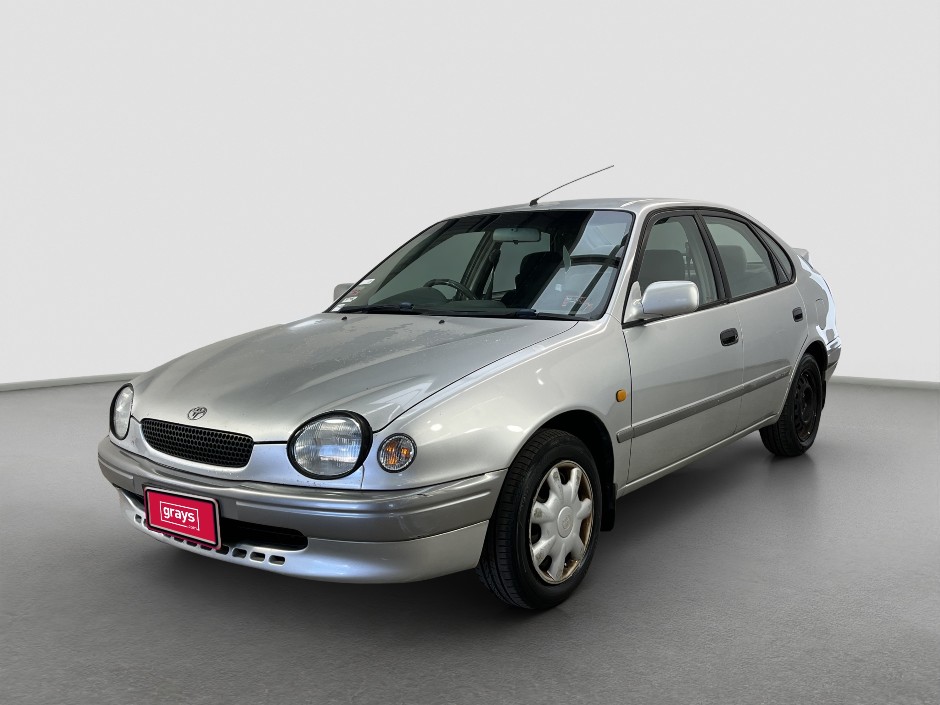 1999 Toyota Corolla Conquest Petrol