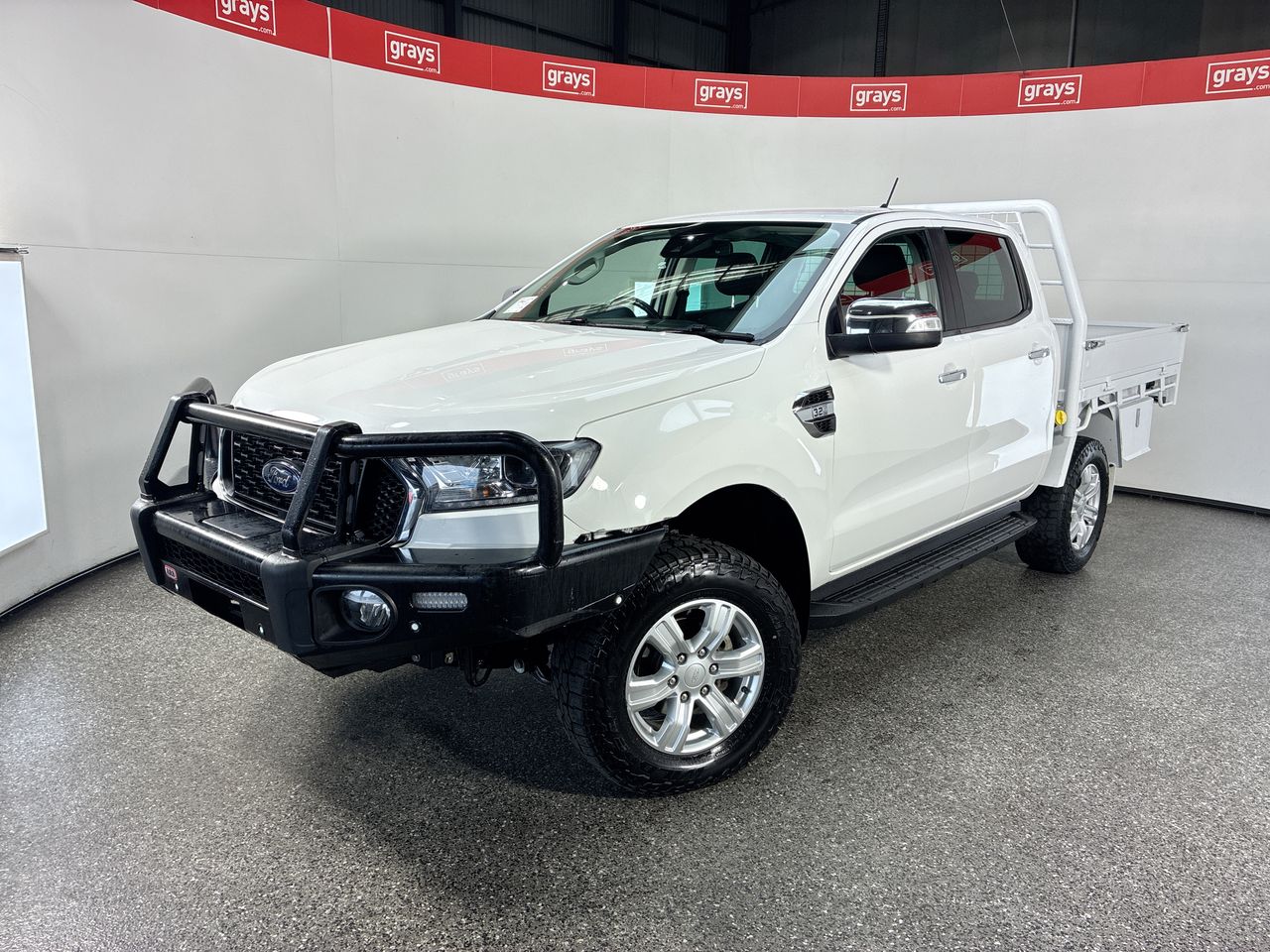Vehicle photo