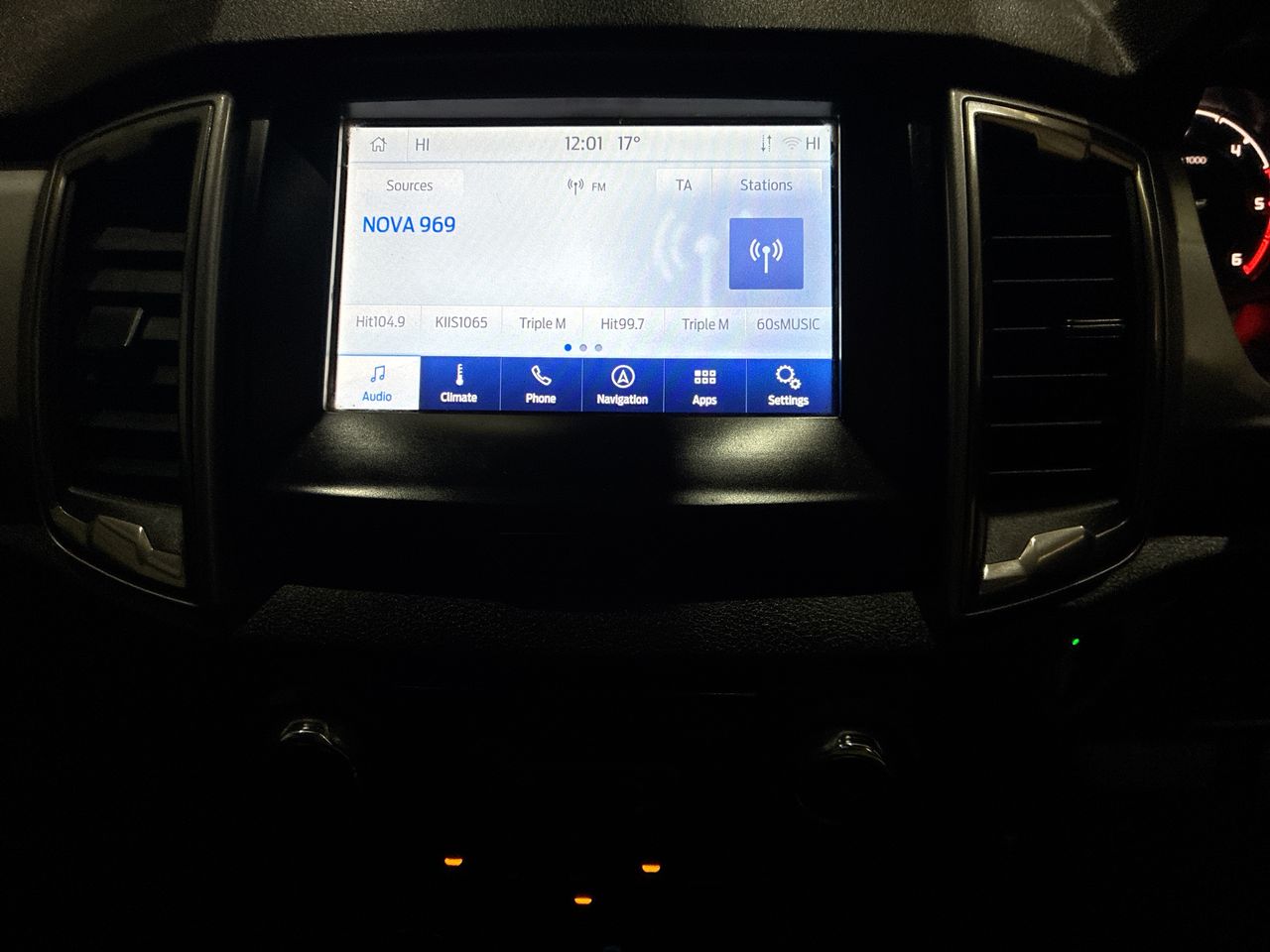 Vehicle photo