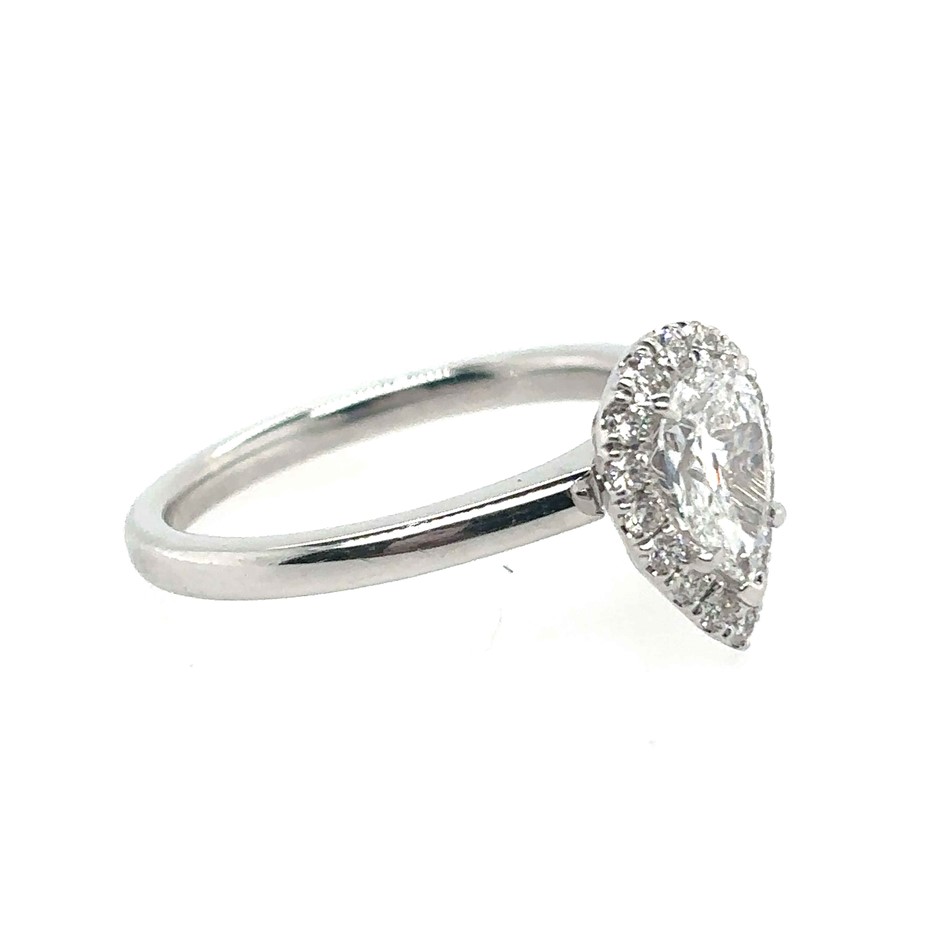 0.70ct Dia. D/VS1 With GIA Cert. & 0.24ct 16 Stones F/VS Ring Platinum