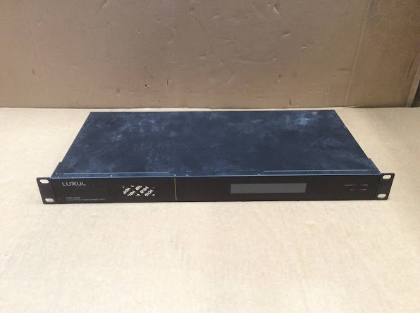 LUXUL AMS-2624P Gigabit Managed Switch