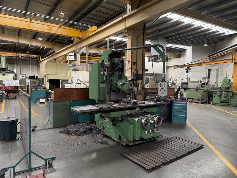 1988 Kiheng KMB-U-5 Universal Milling Machine