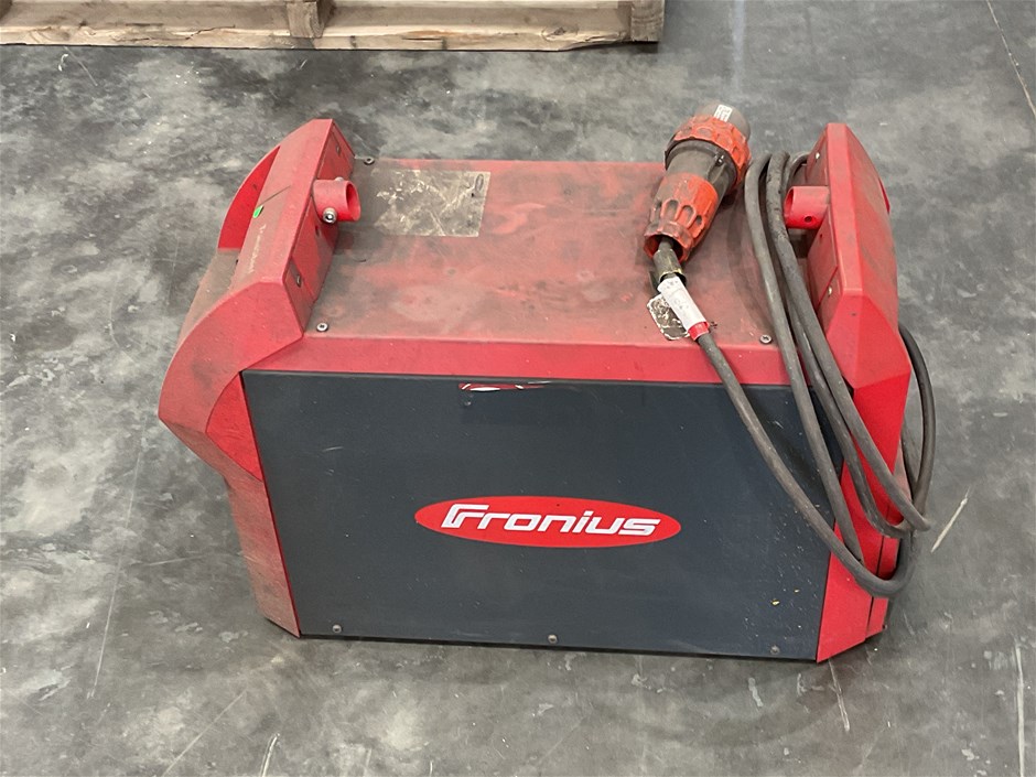<p>Fronius Transteel 3500 Synergic Inverter Mig Welder</p>