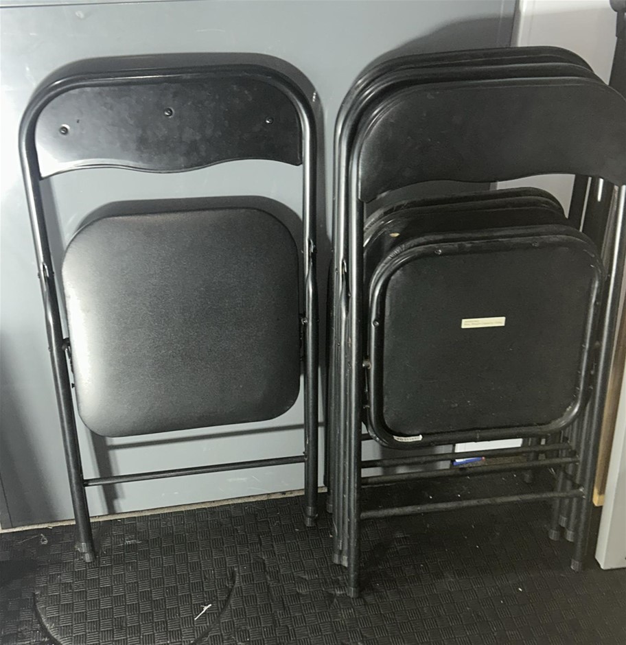 4x Folding Chairs