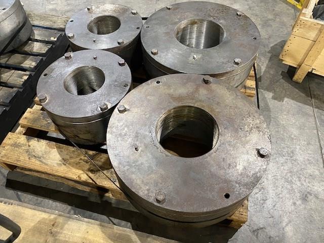 <p>Hydraulic Nut Tensioners x 4</p>