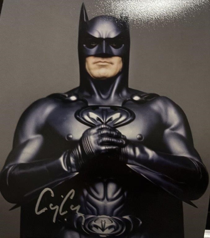 GEORGE CLOONEY SIGNED 'BATMAN'