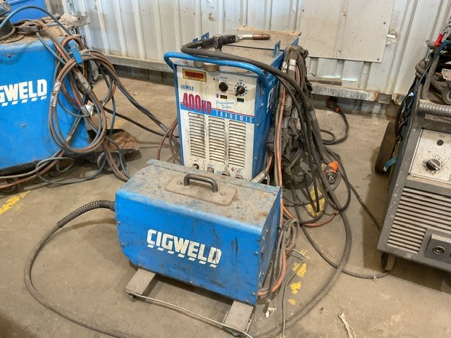 Cigweld 400HD Transmig Welder and Wire Feeder
