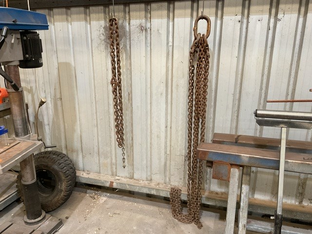2 Chains