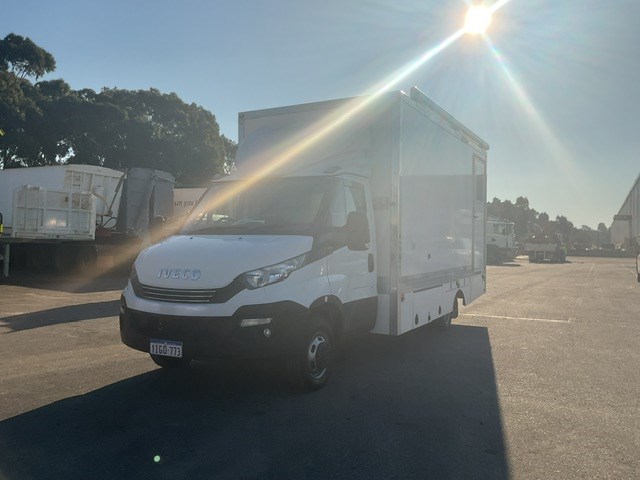 2018 IVECO 50-170 4 x 2 Pantech Truck