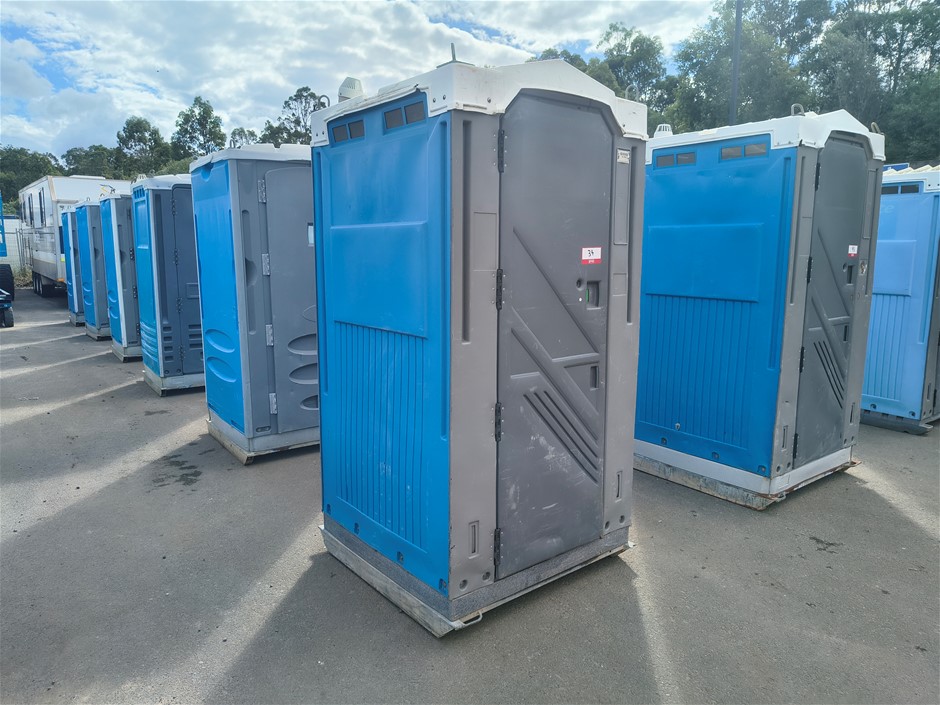 Portable Toilet - Fresh Water Flush - Forest Lake