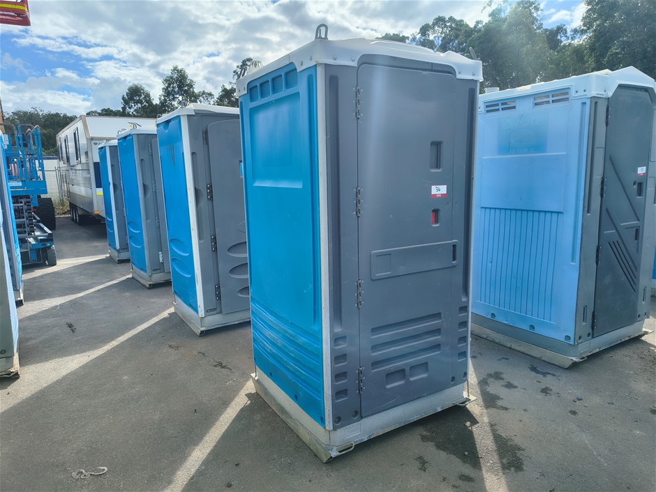 Portable Toilet - Fresh Water Flush - Forest Lake
