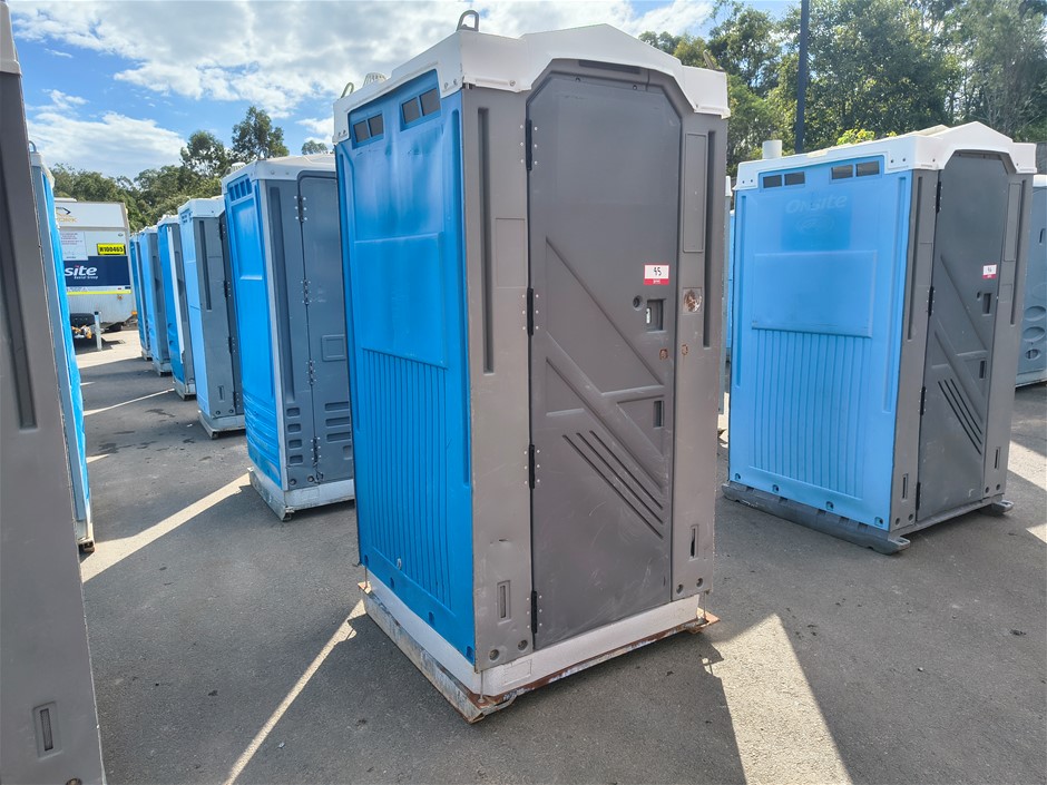 Portable Toilet - Fresh Water Flush - Forest Lake