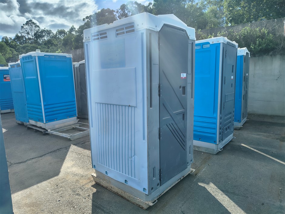 Portable Toilet - Fresh Water Flush - Forest Lake