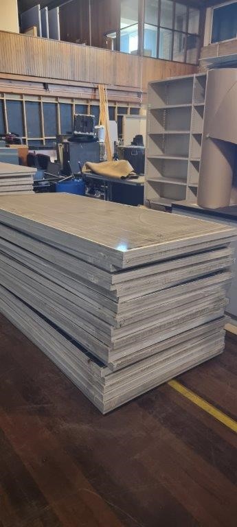 USED 330W SOLAR PANELS (22)