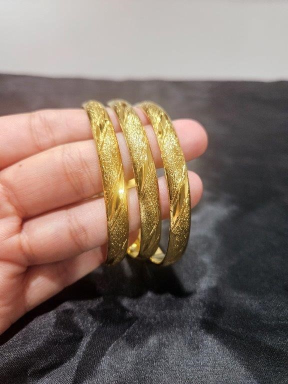 6pcs x 22KGold-filled/ITALY Triple Yellow Gold Plated Bangles with stamps