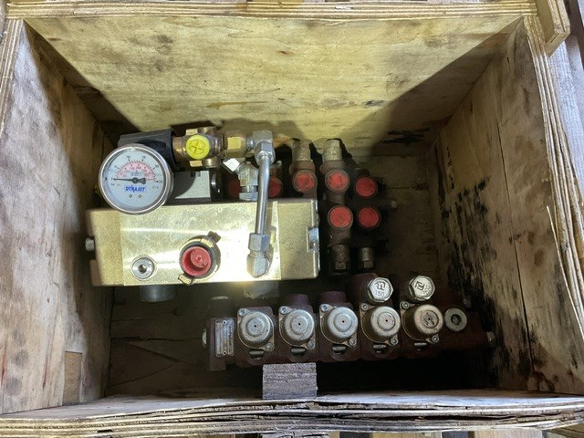 Dynaset HPW200/30-45 Hydraulic High Pressure Water Pump and Accessories