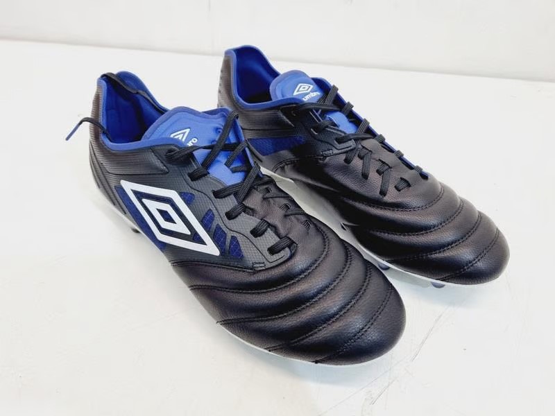 UMBRO Tocco IV Pro Fg Mens Size: US 11.5