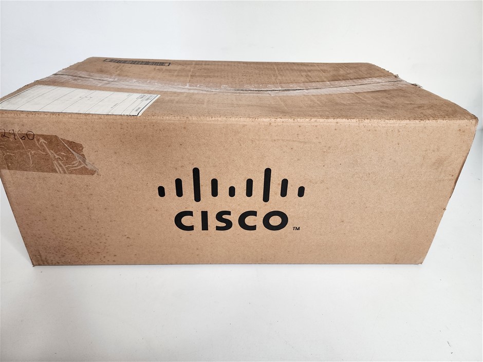 Cisco WS-C2960-24-S Catalyst 2960 24-Port 10/100 LAN Lite Software Ethernet