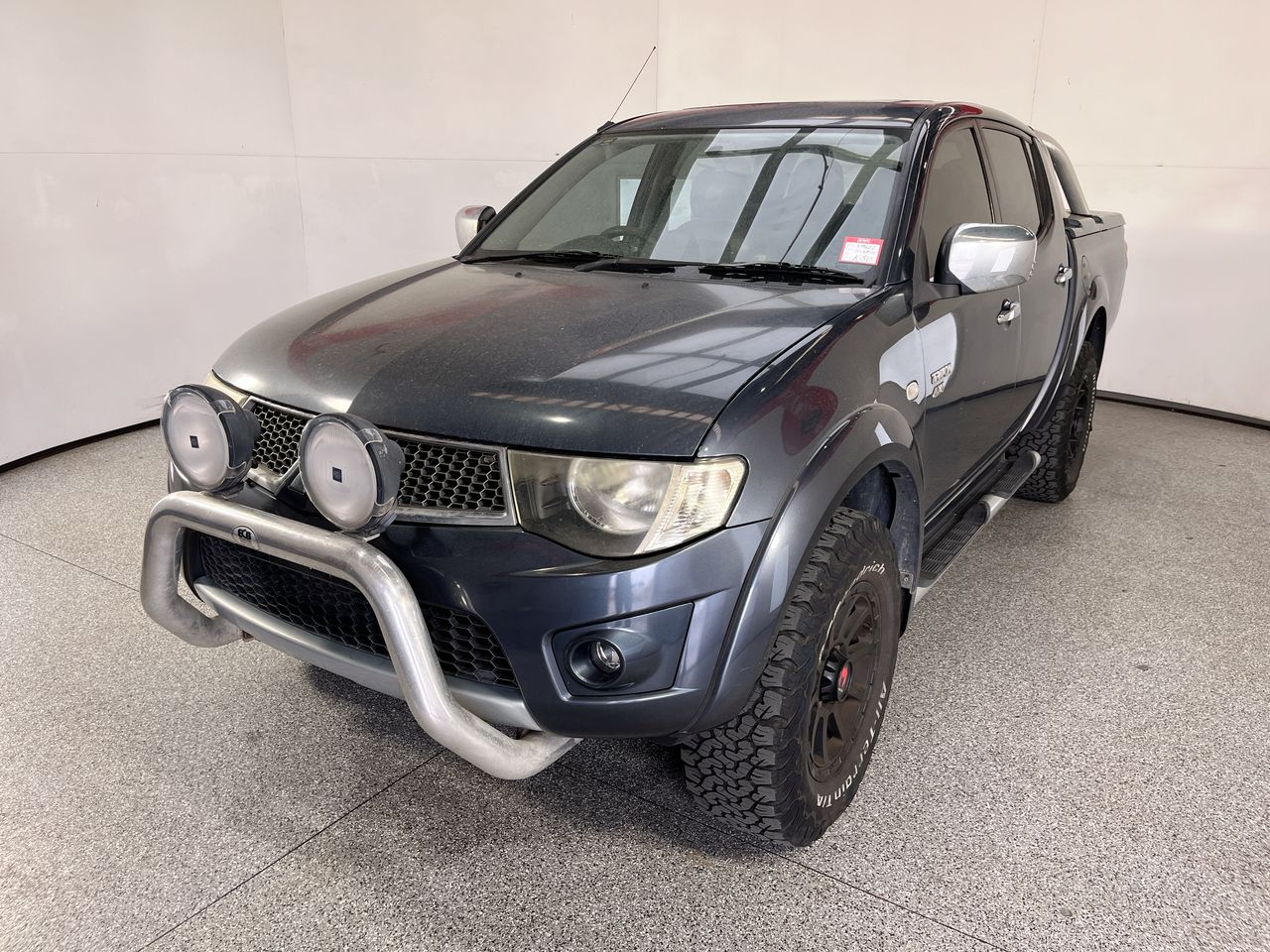 2010 Mitsubishi Triton 4x4 GLX-R MN Turbo Diesel Manual Pick-Up