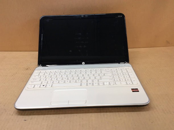 HP Pavilion g6 Laptop AMD A6-4400M 4GBRAM/500GB White