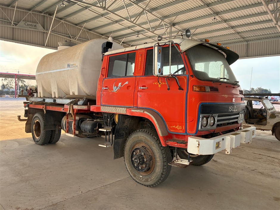 <B>2021 FTS5WF Series Tray Truck</B>