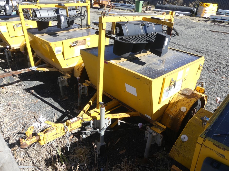 2005 Sikes Gfroup Roadside Traffic Light Trailer