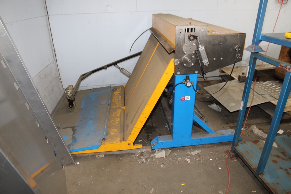 <B>SWI Engineering Sheet Metal Coil Roll Infeed Table</B>