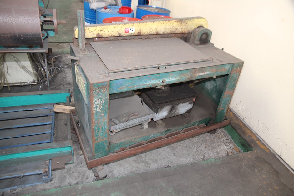 <B>Norbert 578 Sheet Metal Corrugated Hydraulic Guillotine Machine</B>