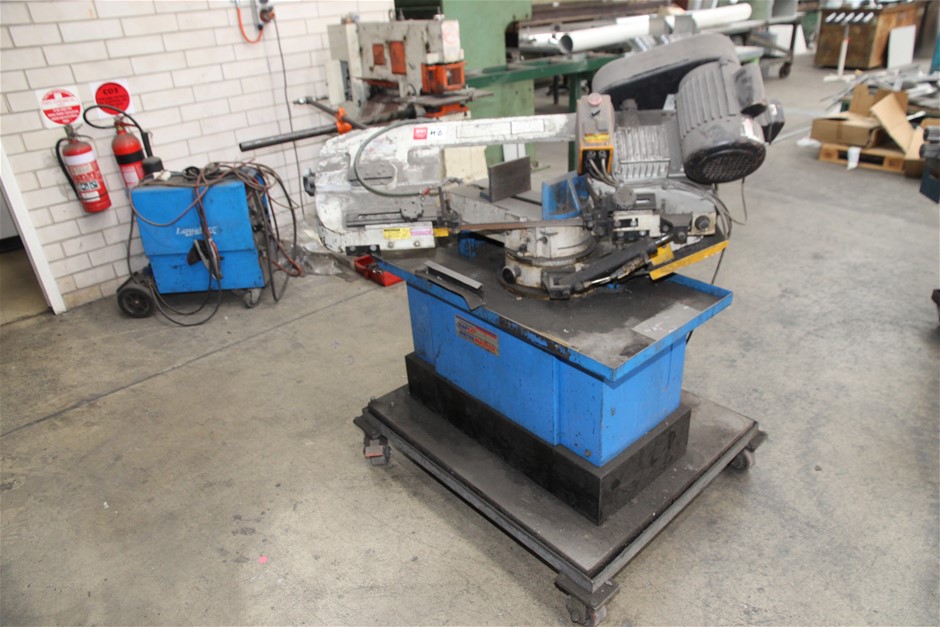 <B>2001 Hafco BS-7SA Mobile Horizontal Band Saw</B>