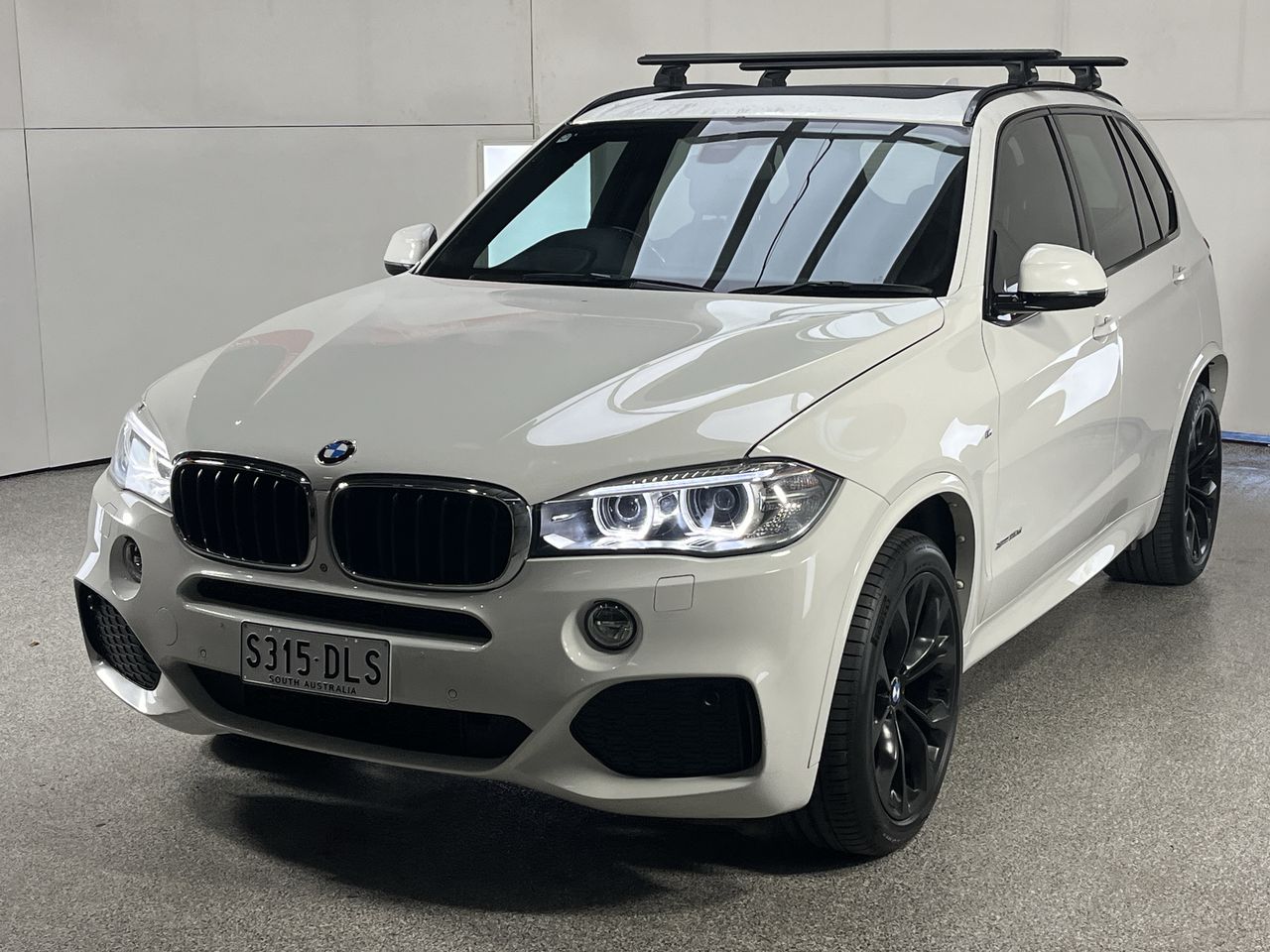 2014 BMW X5 xDrive 30d F15 Turbo Diesel Automatic - 8 Speed Wagon