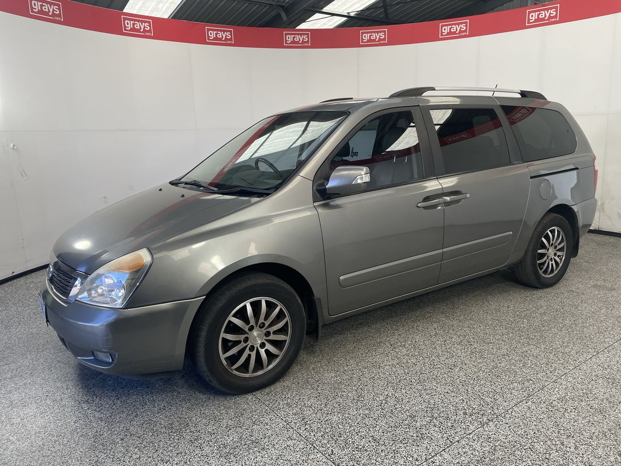 2011 Kia Grand Carnival Platinum VQ