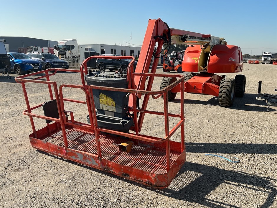JLG Boom Lift, Genie Scissor Lift & JLG Vertical Man Lift